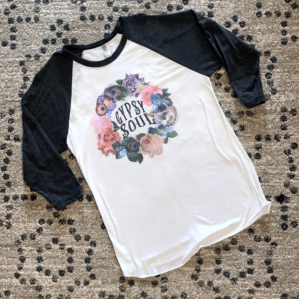 Gypsy Soul Raglan Top Size Med